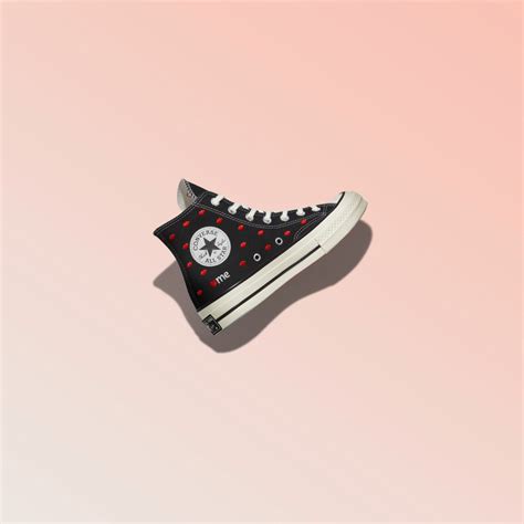 Love Converse Wallpaper