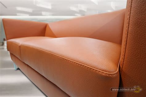 Kenyamanan Sofa Berdesain Elegan MBtech