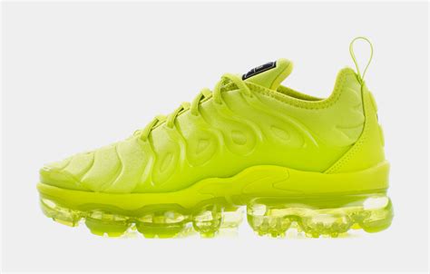 Nike Air Vapormax Plus Tennis Ball Womens Lifestyle Shoes Neon Yellow