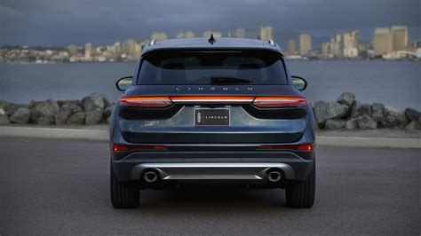 2020 Lincoln Corsair Navigates Into Compact Luxury Segment Autodevot