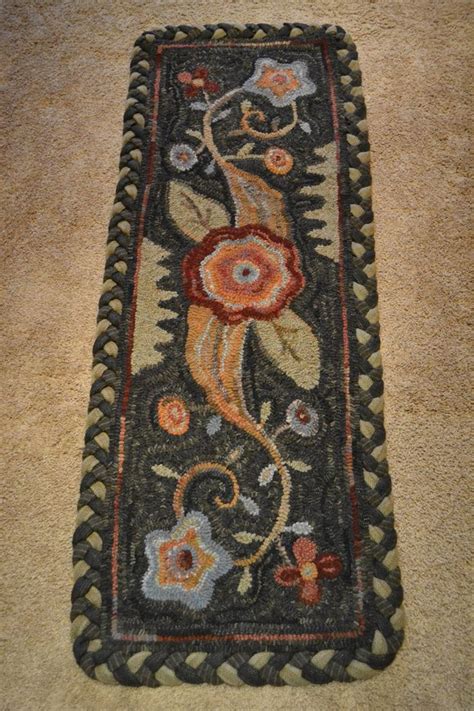 Hooked Rug Floral Scroll Runner Braided Edge Pattern By