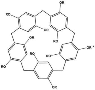 一种基于柱 5 芳烃衍生物的主体材料及其制备方法与应用