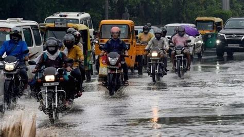 Heavy Rain And Cyclonic Circulation অক্ষরেখার প্রভাবে ভাসবে উত্তরবঙ্গ