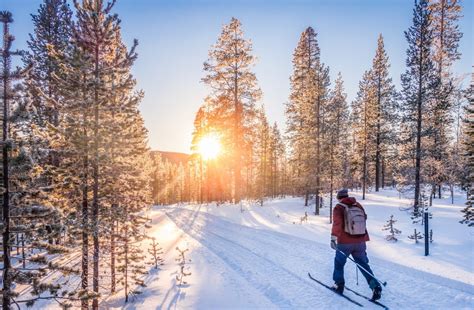 The 10 Best Finnish Lifestyle Habits We Should Adopt From The Happiest Country in the World - FitOn