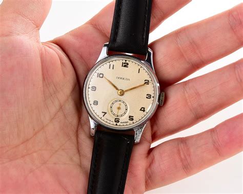 Excellent Condition Vintage Soviet Mechanical Pobeda Wrist Watch Mchz