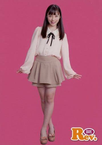 橋本環奈はo脚で短足もオーラがヤバイ！顔の研究で目が何センチか判明！ 動画配信