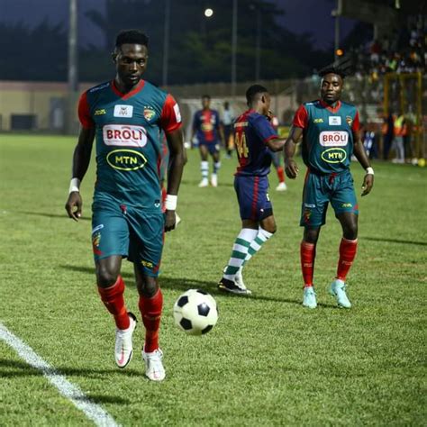 Elite One Canon De Yaoundé Continue Sur Sa Lancé Et Bat Stade Renard