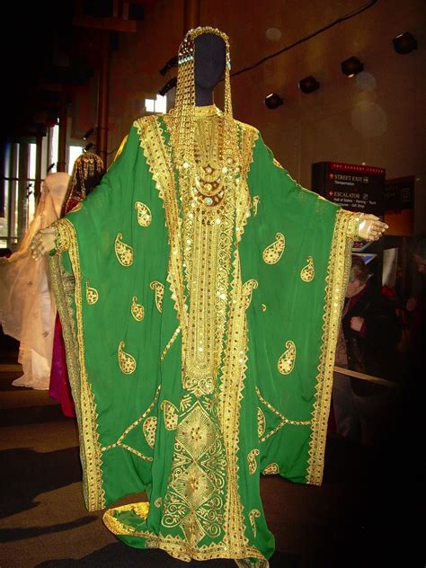 Costume History is fun!: Brides of the Arab World: Kuwait and Qatar