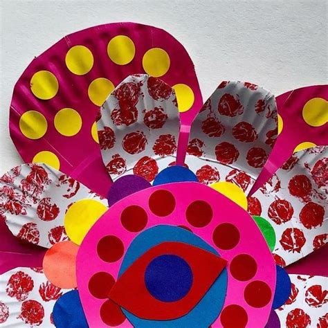 L A U R A Colourful Minds On Instagram Yayoi Kusama Flowers This Week My Fellow