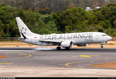 9V MBL Boeing 737 8 MAX Singapore Airlines Eric Page Lu JetPhotos