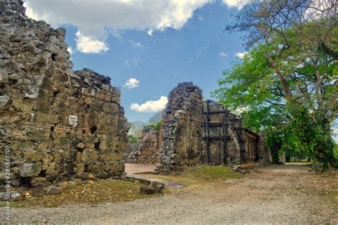 Sitio Arqueológico de Panamá Viejo y Distrito Histórico de Panamá