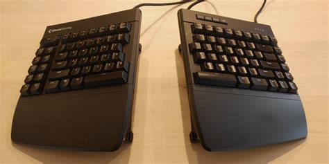 Review Of The Kinesis Freestyle Edge Keyboard Stratus3d