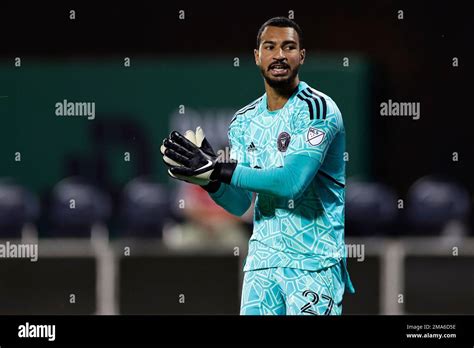 Inter Miami goalkeeper Drake Callender (27) reacts against New York ...