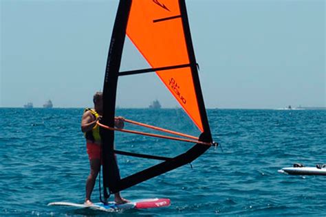 Comienza La Temporada De Verano De Los Cursos De Vela Ligera Windsurf