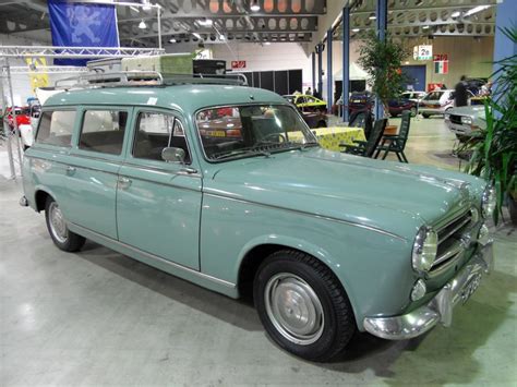 Peugeot 403 Break Beim Autojumble In Luxemburg 07032009