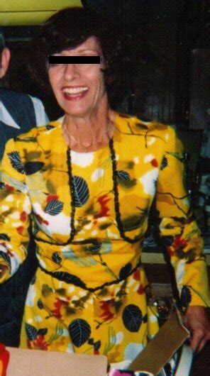 Hotwife Fucks Strangers Yellow Dress Porn Pic