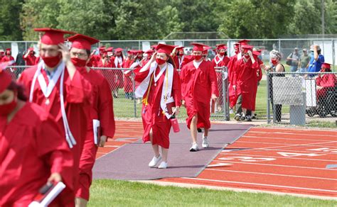 Detroit Lakes High School graduation set for May 29 - Detroit Lakes ...