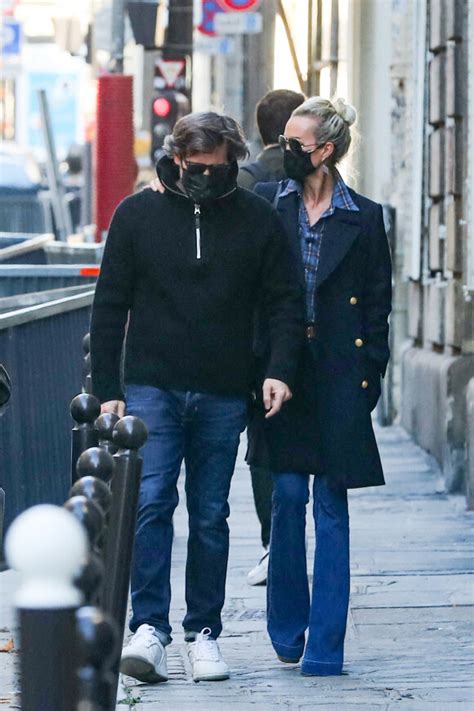 Photo Exclusif Laeticia Hallyday et son compagnon Jalil Lespert à