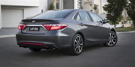 Toyota Camry Pricing And Specifications Photos Of