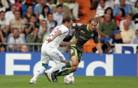 Wesley Sneijder Real Madrid Battles Petri Editorial Stock Photo - Stock ...