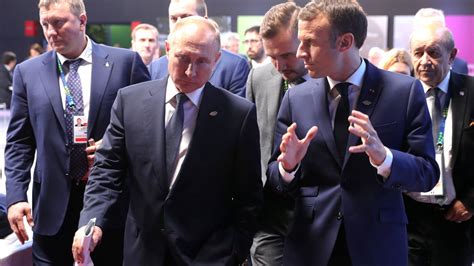 Putin Macron Held Talks Before Russian Banks French Executive Released