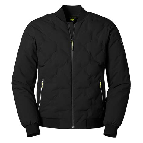 8 of the Best Lightweight Jackets for men this Fall | The Coolector