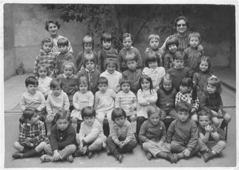 Photo de classe Maternelle moyenne section de 1971 Collège Saint jude