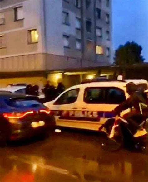 Metz Faits Divers Clip De Rap Et Clap De Fin Au Pied De La Tour Du