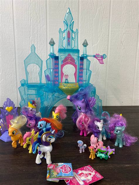 My Little Pony Explore Equestria Crystal Empire Castle