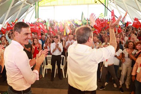 Sánchez se pone a disposición de Espadas como uno más para que la