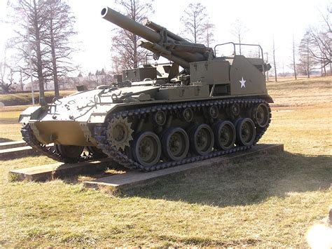 M41 155mm samohybná houfnice USA USA