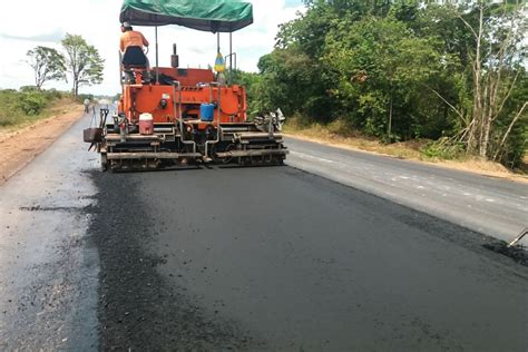 Equipes Da Setran Avan Am Na Conserva O E Pavimenta O De Rodovias No