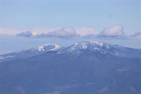 唐沢鉱泉から西天狗岳・東天狗岳へ 八ヶ岳（赤岳・硫黄岳・天狗岳）の写真78枚目 左が根子岳、右が四阿山です。 Yamap ヤマップ