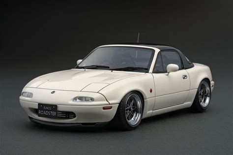 IG0664 1 18 Eunos Roadster NA White LINE UP 公式 ignition model