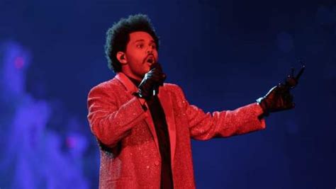 The Weeknd's Super Bowl 2021 Performance Sends Netizens Into A Frenzy: Singer's First Concert ...