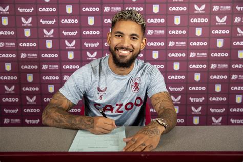 Newcastle Summer Target Douglas Luiz Signs New Aston Villa Contract