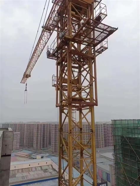 Tower Crane Qtz100 6013 Tall Building Luffing Tower Cranes China