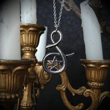 Collier Pendentif Serpent Et Pentagramme En Acier Wicca Gothique