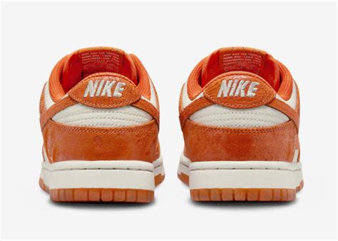 Nike Wmns Dunk Low Total Orange Fn Snkrpress