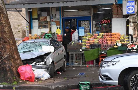 Atropelamento Em Calçada De Londres Deixa Cinco Pedestres Feridos