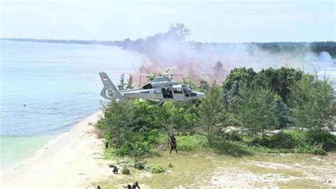 Satuan Pasukan Khusus Tni Al Serbu Musuh Di Kawasan Pantai Todak Dabo