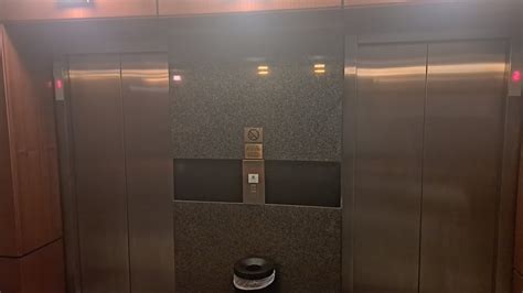 2 Schindler D Series Elevators Modded By Schindler 6300 At Crowne