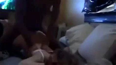 cuckを視聴 Wife Doggy Cuckold Porn SpankBang