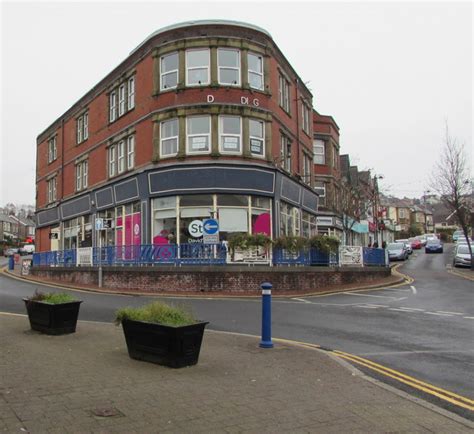 Pierhead Buildings Ystrad Mynach Jaggery Cc By Sa 2 0 Geograph