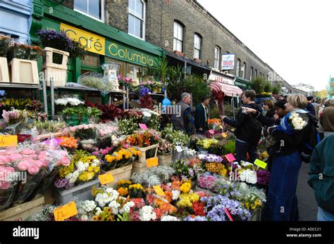 Flower stall at Columbia Road Flower Market, Tower Hamlet, London Stock ...