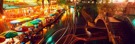 Nightlife on Riverwalk - Walls 360