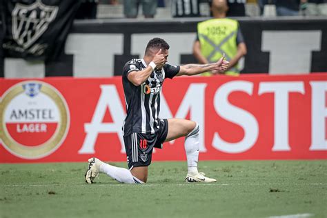 Galo Bate O Ros Rio Central Ap S Sofrer Susto E Lidera Grupo Na