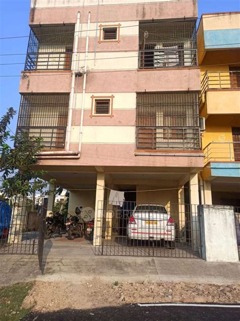 Standalone Building Urapakkam Rent WITHOUT BROKERAGE Semi Furnished 2