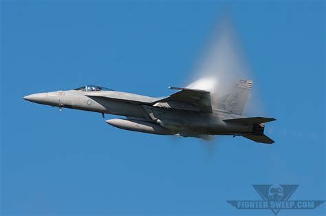 From The Cockpit: F/A-18E Super Hornet | Fighter Sweep