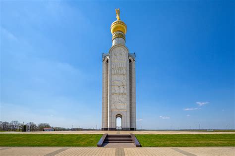 Afbeeldingen Over Prokhorovka Blader In Stockfoto S Vectoren En